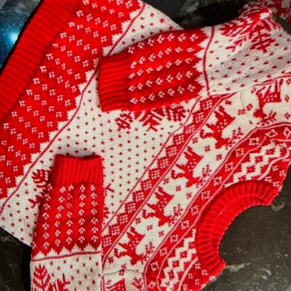 Cozy knit classic pattern sweater shirt